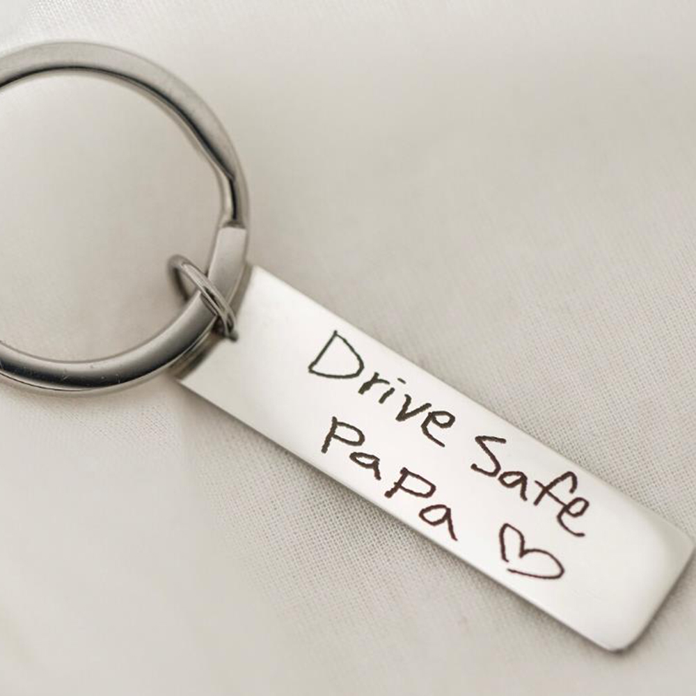 Actual handwritten key chain,  - Mens Fashion Ideas recension och pris